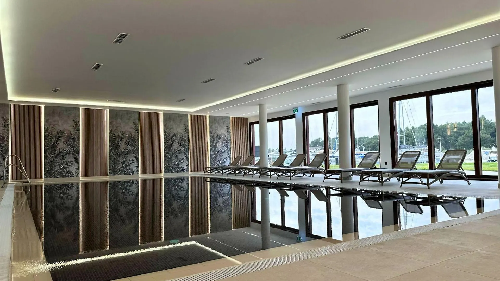 Boutique Hotel Nautica - Spa & Wellness, Free Parking, Pet Friendly Novigrad Istria 4*,